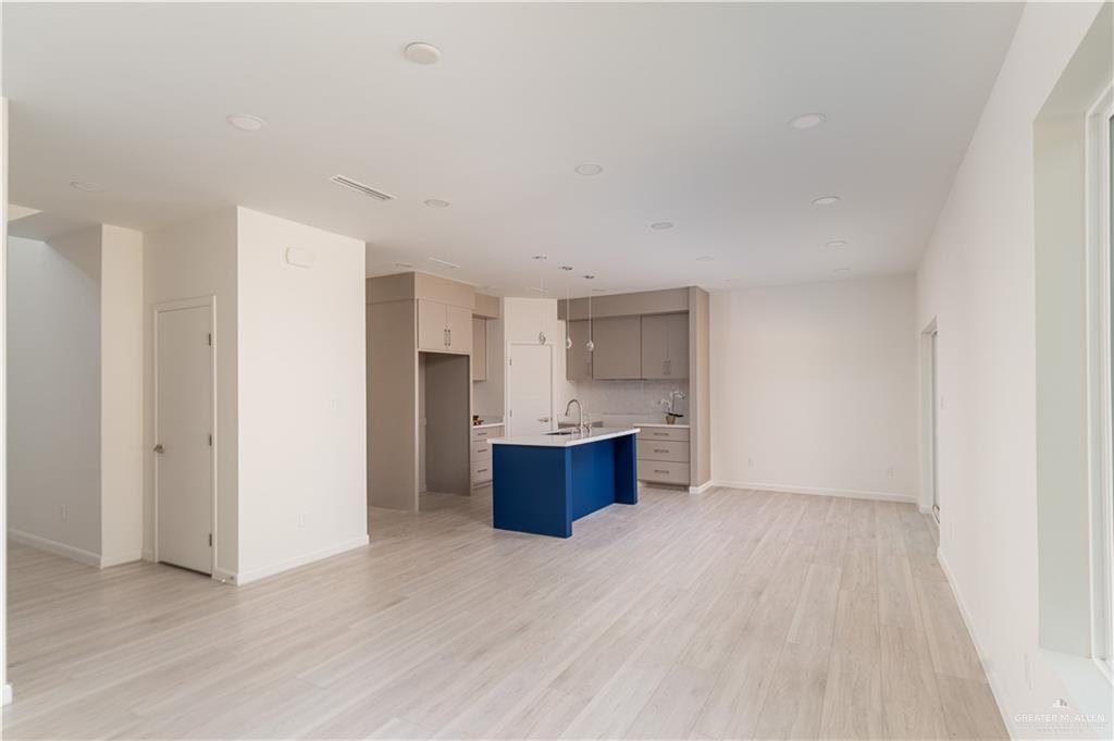 2711 Harmony Street, Mission, Texas image 3