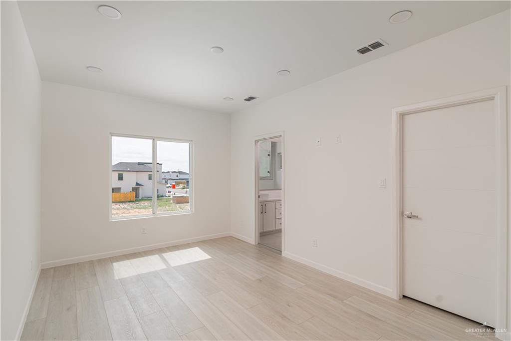 2711 Harmony Street, Mission, Texas image 11