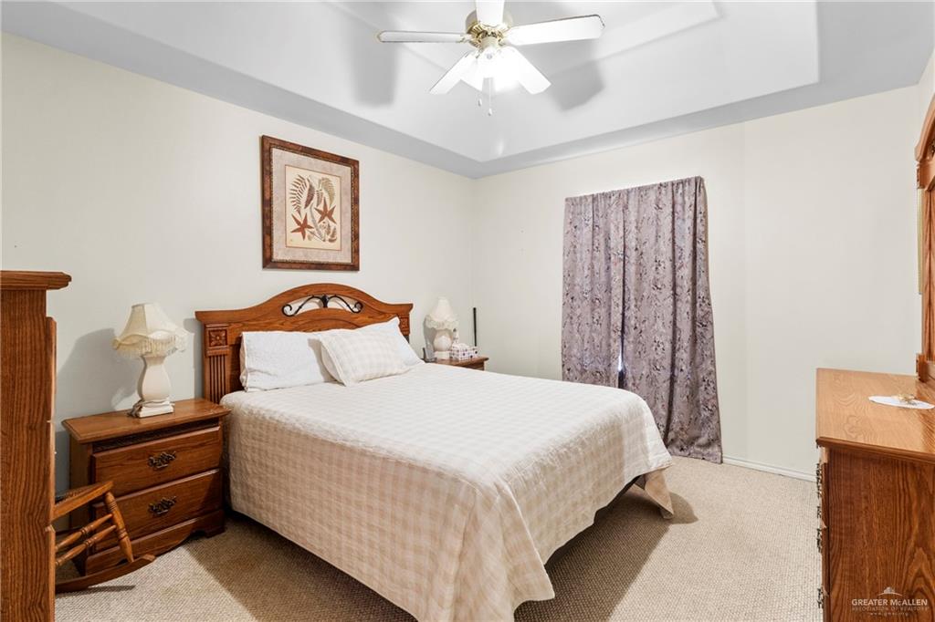 708 Lake View Drive, Mission, Texas image 11