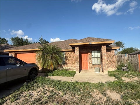Homes For Sale - 6006 N 48th Lane<br/> McAllen, TX 78504