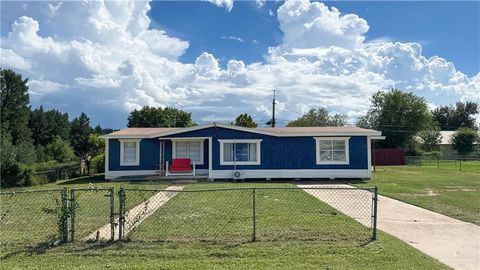 Photo of 1145 W Citrus Avenue, Alamo, TX 78516 (MLS # 481756)