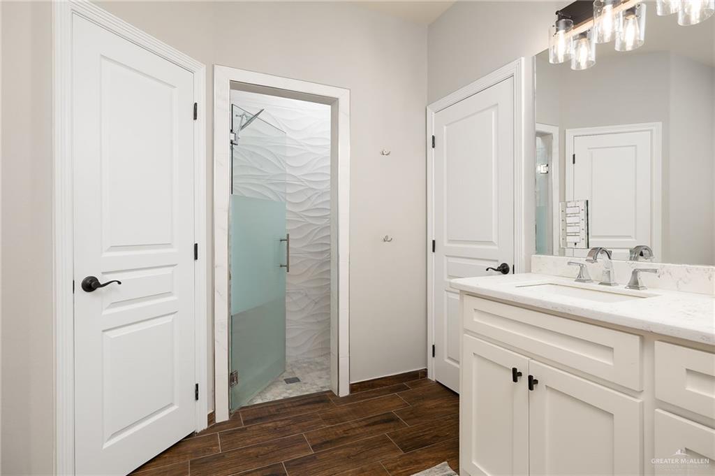 Mission, Texas 78574, United States, 4 Bedrooms Bedrooms, ,3 BathroomsBathrooms,Residential,Active,181828