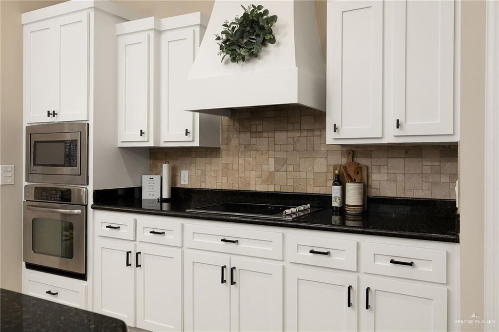 Mission, Texas 78574, United States, 4 Bedrooms Bedrooms, ,3 BathroomsBathrooms,Residential,Active,181828