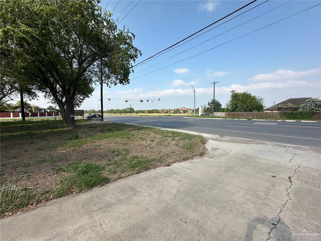 5621 N Mile 6, Weslaco, Texas image 4