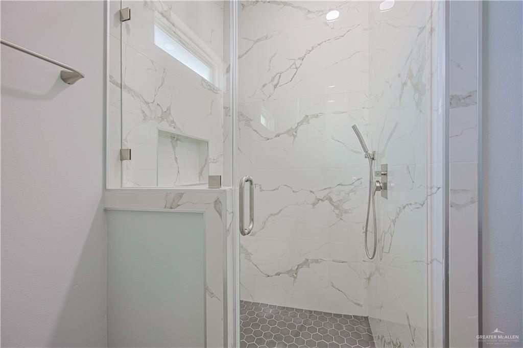 8043 N 50th Street, McAllen, Texas image 16