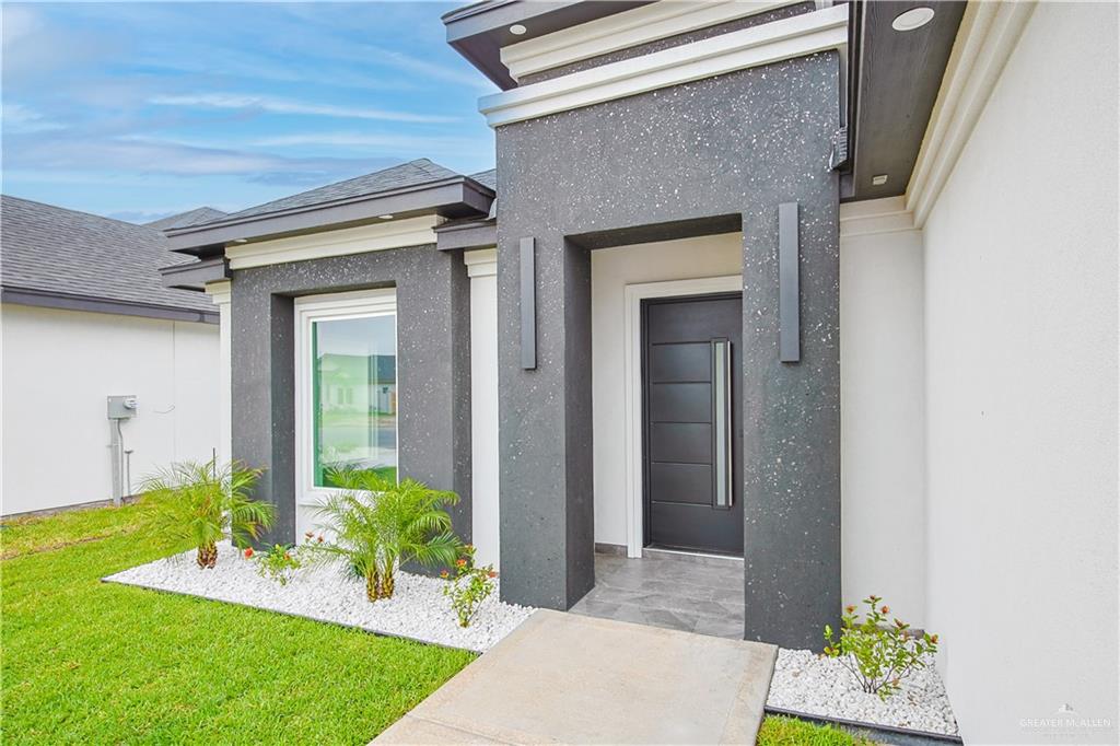 8043 N 50th Street, McAllen, Texas image 2