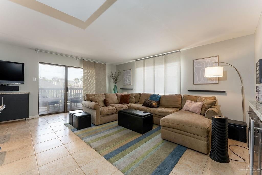 114 E Tarpon Street 201