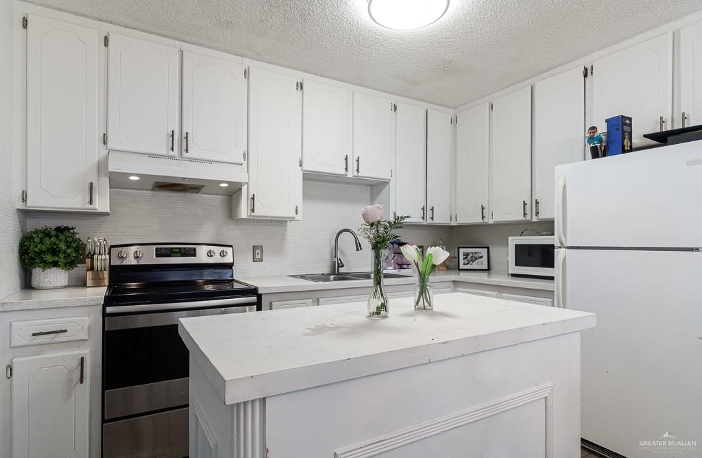 604 N Padre Avenue, Weslaco, Texas image 5