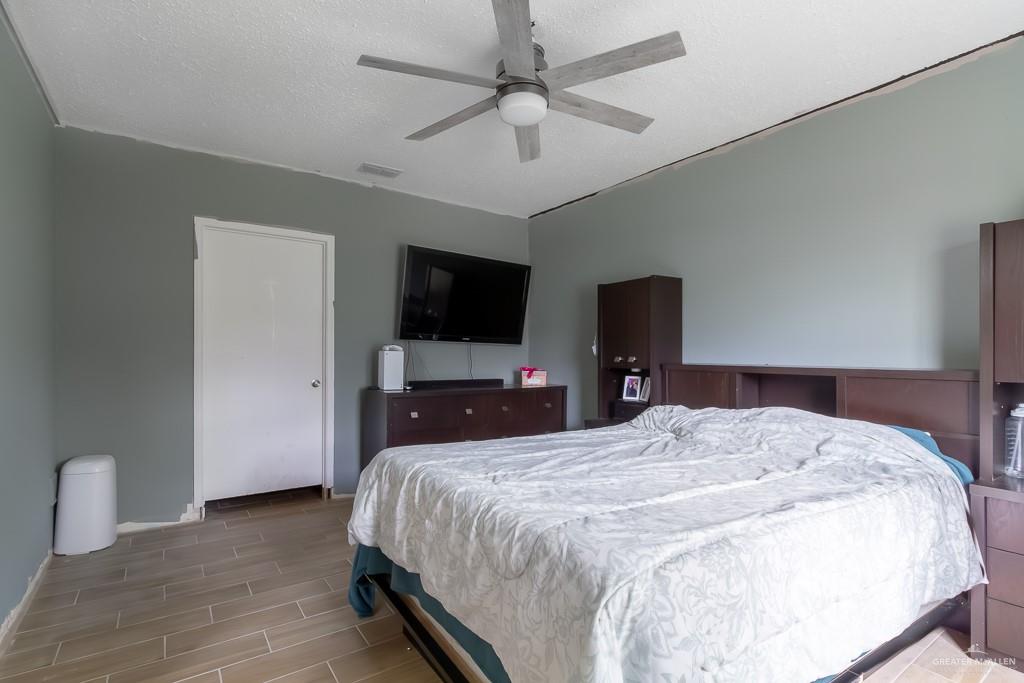 604 N Padre Avenue, Weslaco, Texas image 11
