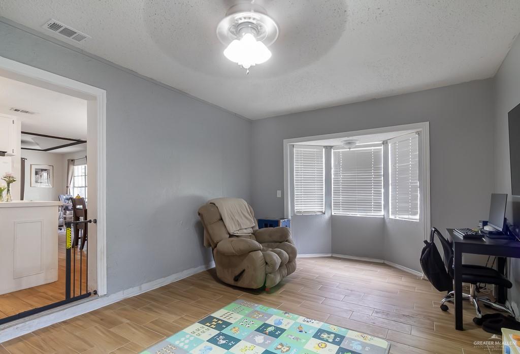 604 N Padre Avenue, Weslaco, Texas image 6