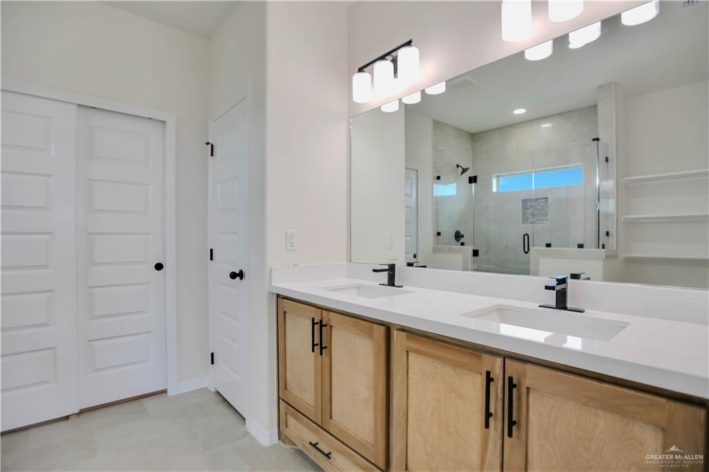 1502 Stirrup Circle, San Benito, Texas image 12