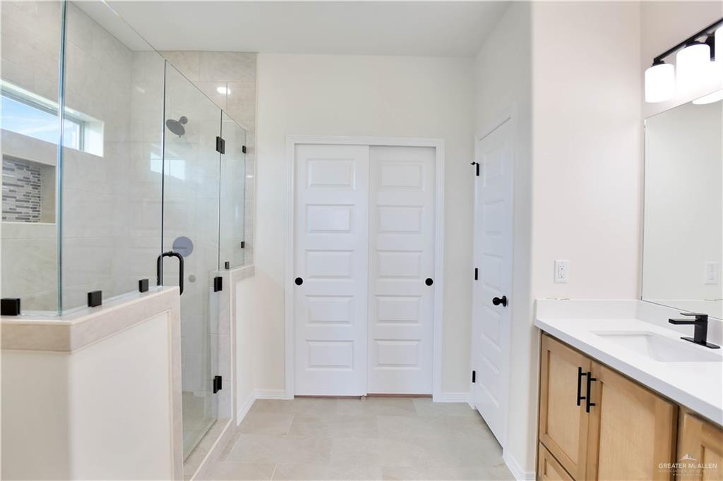 1502 Stirrup Circle, San Benito, Texas image 11