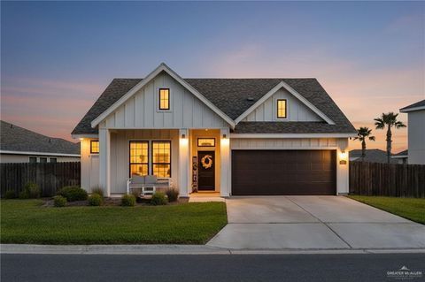 Photo of 14404 Chalk Ridge Drive, McAllen, TX 78504 (MLS # 498445)