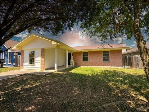 Homes For Sale - 3204 Sycamore Avenue<br/> McAllen, TX 78501