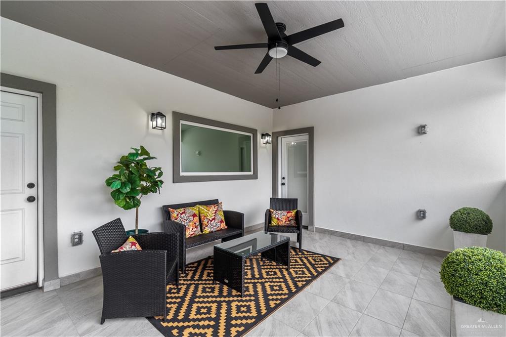5516 N Crown Point Pt, Pharr, Texas image 23