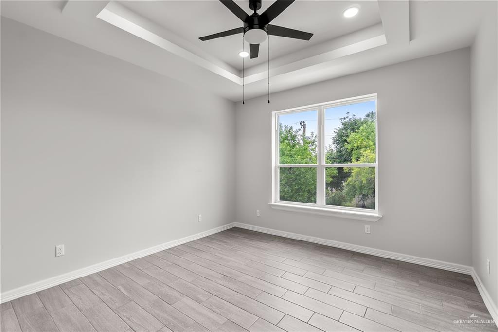 5516 N Crown Point Pt, Pharr, Texas image 22