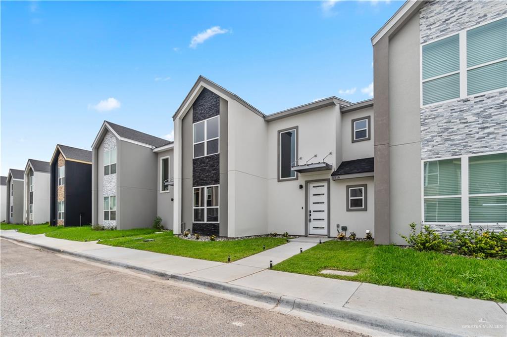 5516 N Crown Point Pt, Pharr, Texas image 2