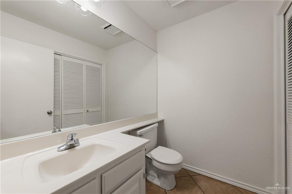2702 Lazy Lake Drive, Harlingen, Texas image 18