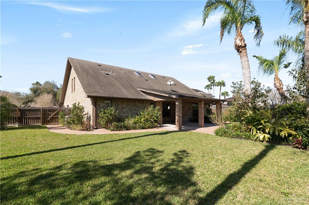 2702 Lazy Lake Drive, Harlingen, Texas image 30