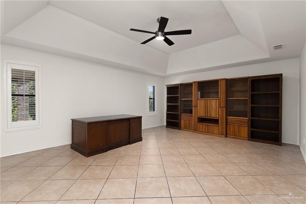 2702 Lazy Lake Drive, Harlingen, Texas image 12
