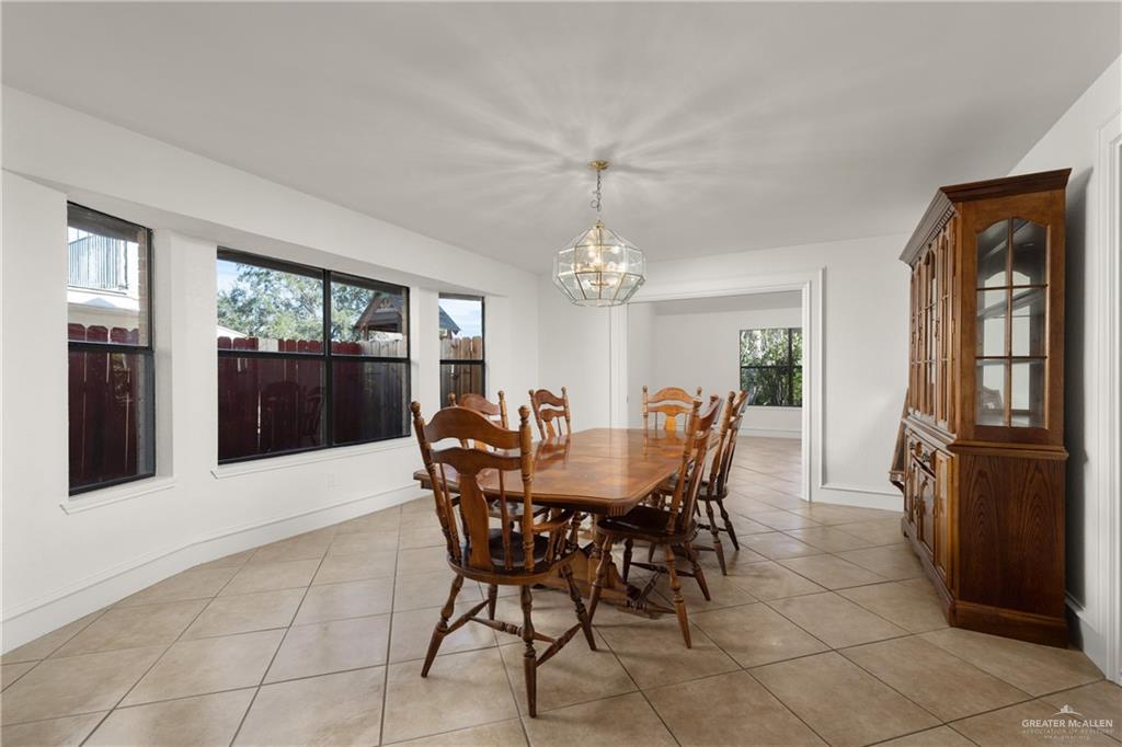 2702 Lazy Lake Drive, Harlingen, Texas image 5