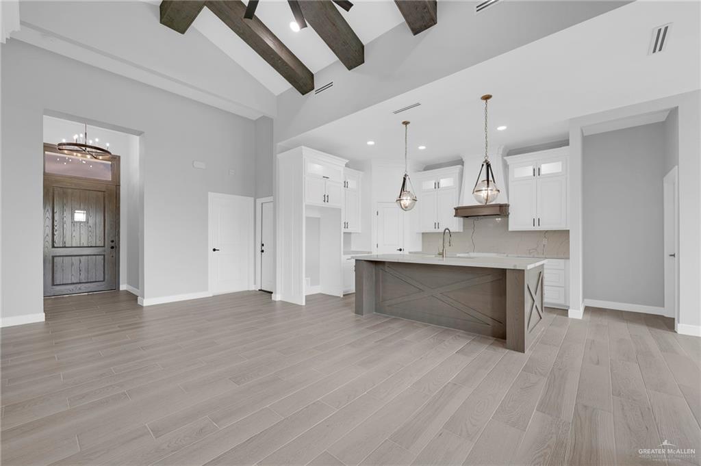 1104 Azalea Avenue, Mission, Texas image 8