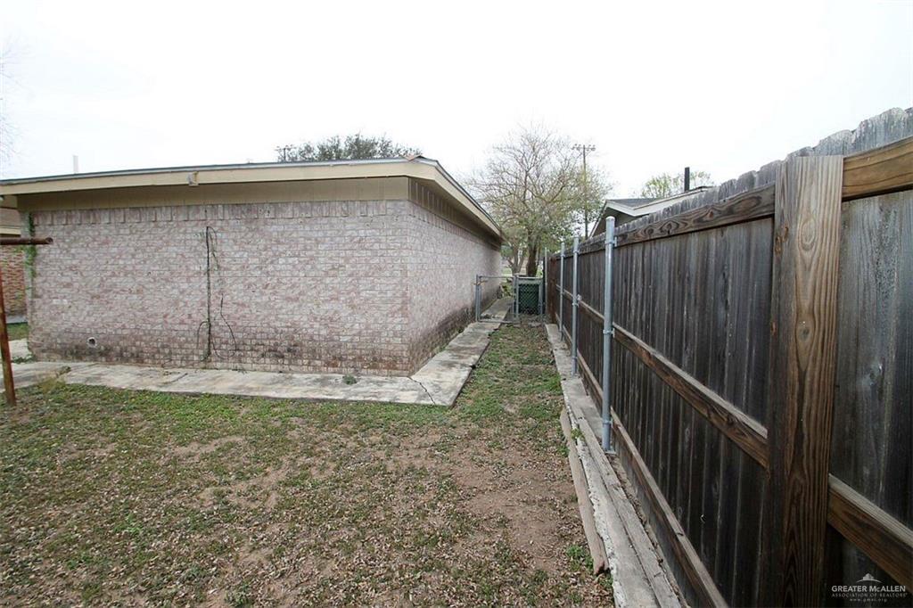 304 S 23rd Street, Donna, Texas image 13