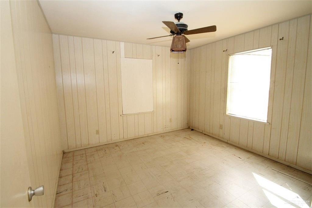 304 S 23rd Street, Donna, Texas image 9
