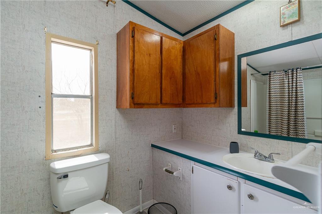 8727 Rancho Alto Drive, Edinburg, Texas image 9