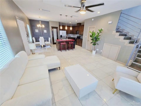 Multifamily For Sale - 1303 Bodark Drive<br/> Hidalgo County, Edinburg, TX 78541