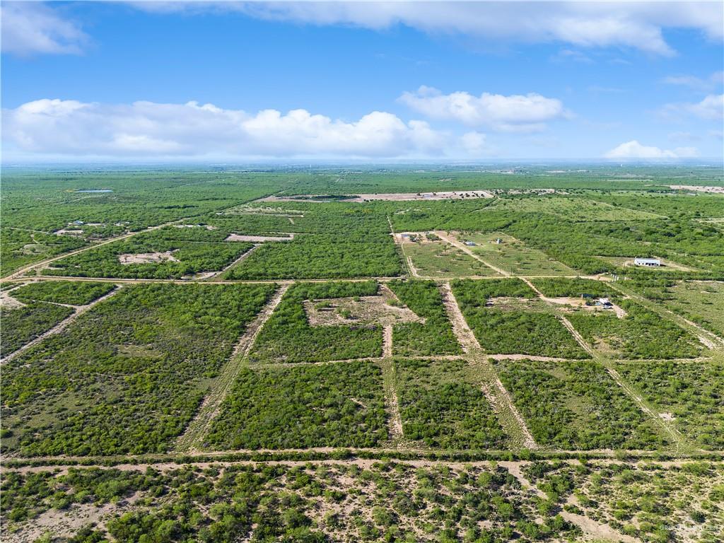 136 Paseo De La Mulada Road, Rio Grande City, Texas image 9