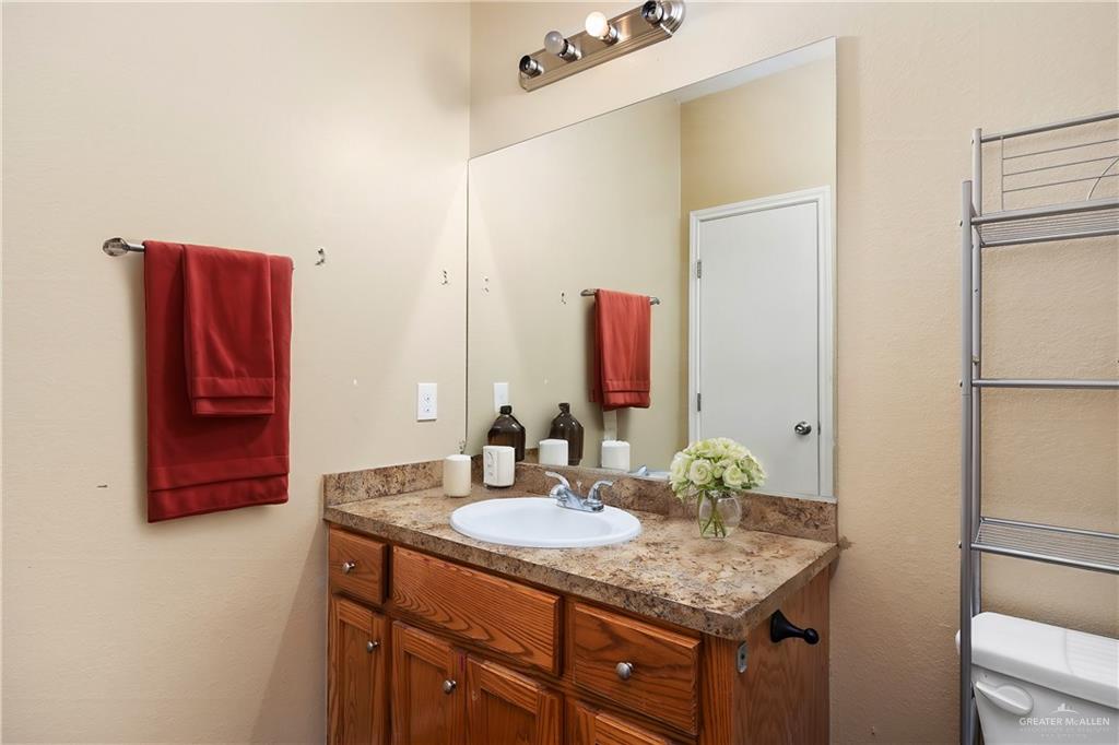 451 Serg Loop, Alamo, Texas image 10