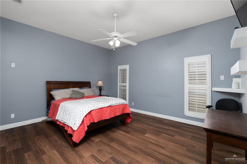 2513 Kings Drive, Edinburg, Texas image 12