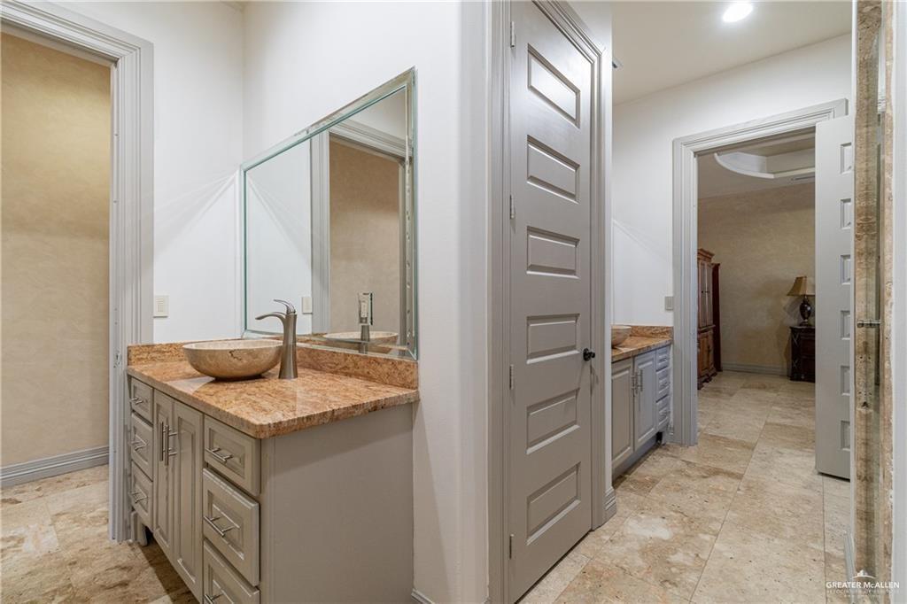 1205 Travis Street, Mission, Texas image 32