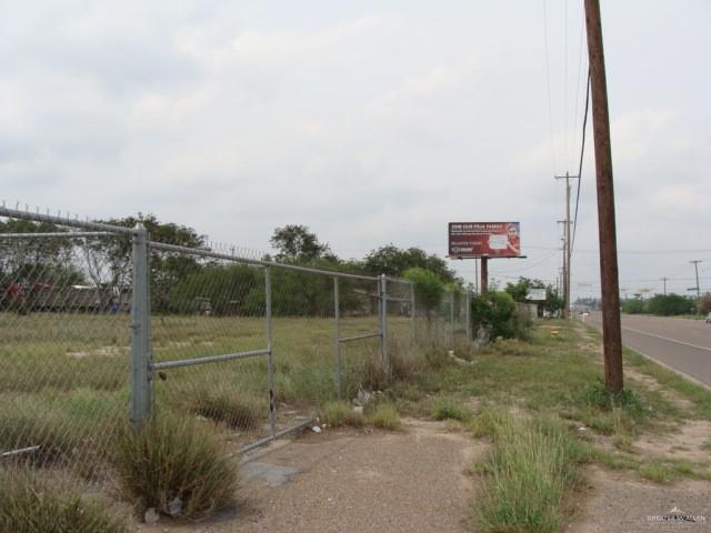 2612 S Cage Boulevard, Pharr, Texas image 7