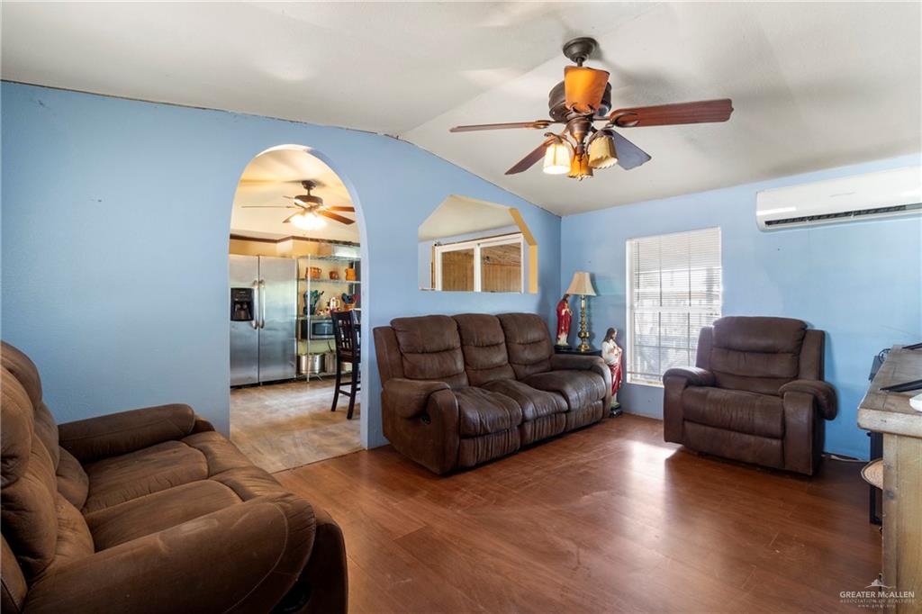 3205 W Mile 10 Road, Mission, Texas image 2