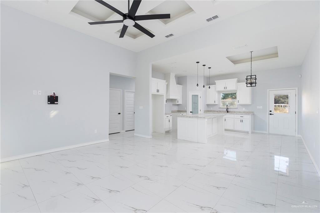 910 Bella Avenue, Alamo, Texas image 4