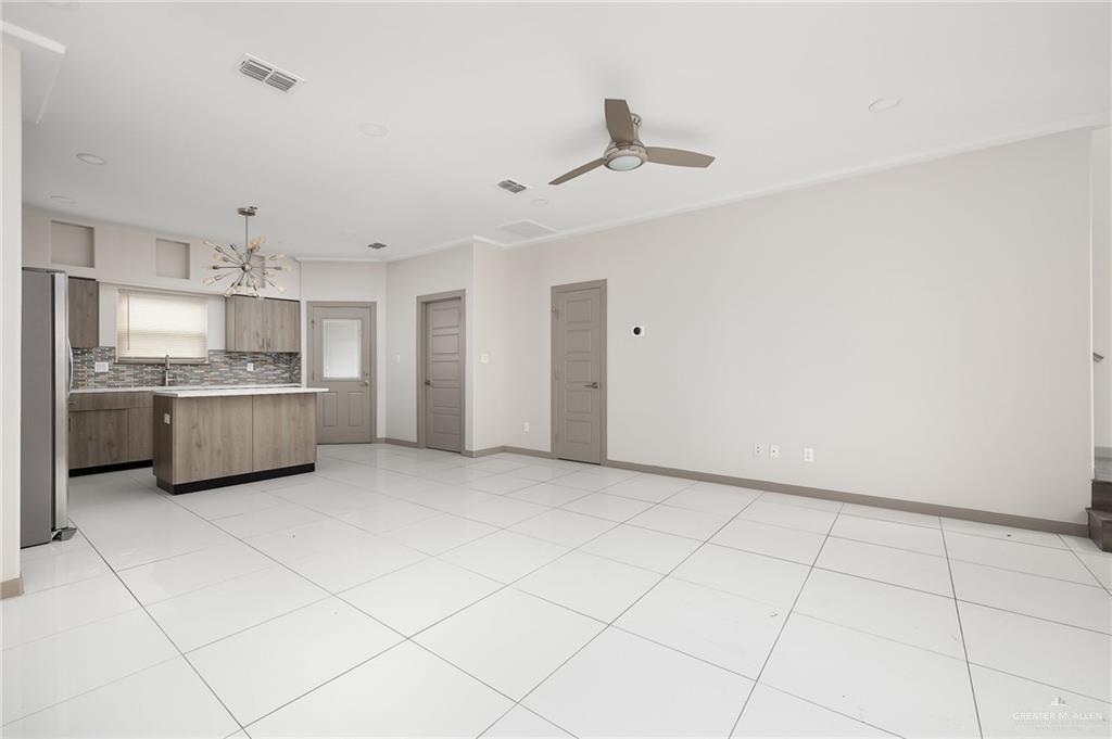 3302 S Sugar Road #H, Edinburg, Texas image 4