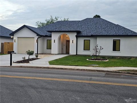 Photo of 2905 Gumwood Avenue, McAllen, TX 78501 (MLS # 495010)