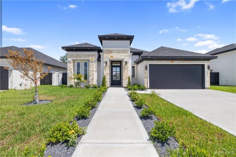 Homes For Sale - 8042 49th Lane<br/> McAllen, TX 78504