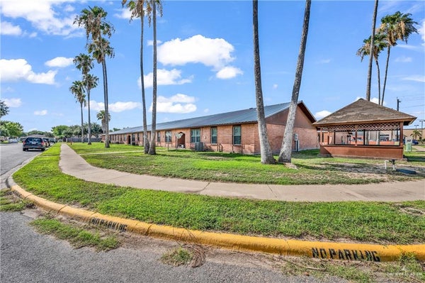 1700 E 23RD ST APT 15, MISSION, TX 78574 - Image 6a242aa607aabdb203d24c562ea862aa/3160536828