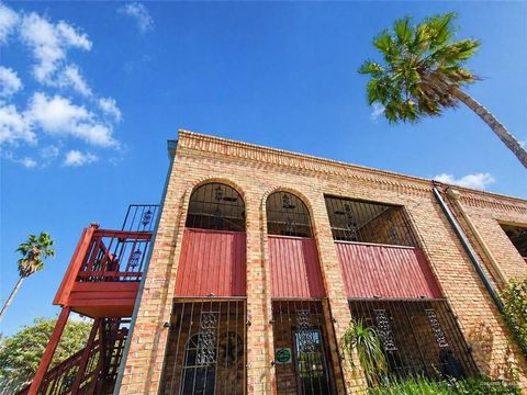 Photo of 1711 Highland Park Avenue, Mission, TX 78572 (MLS # 503155)