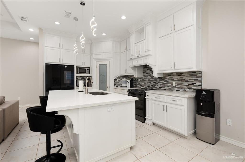 404 Royal Drive, San Juan, Texas image 7