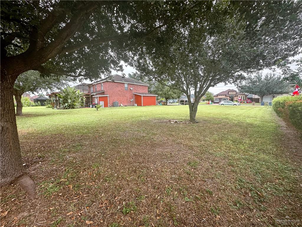 2221 Links Drive, Edinburg, Texas image 5