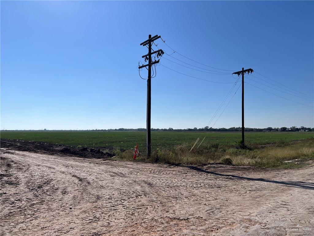 002 S Cage Boulevard