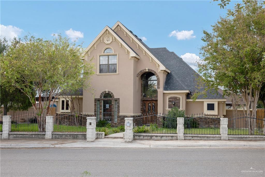 413 W Colin Kelly Street, Rio Grande City, Texas image 2