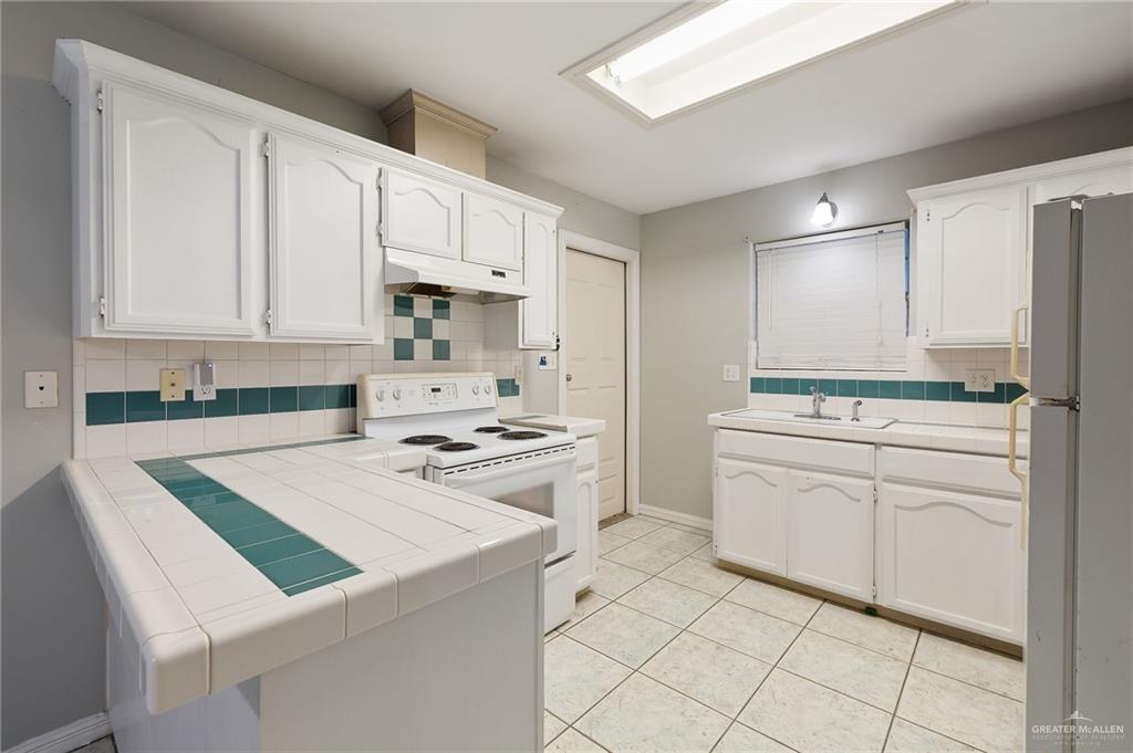 1045 Mile 11 Road, Weslaco, Texas image 4