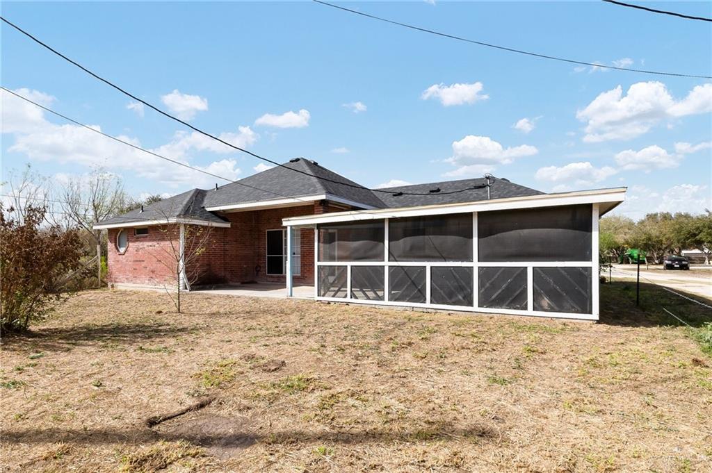 1045 Mile 11 Road, Weslaco, Texas image 14
