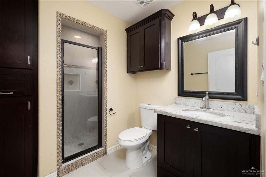1405 Hummingbird Drive, Pharr, Texas image 18
