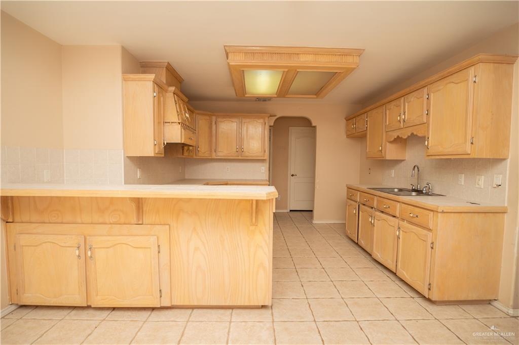 2432 Flushing Meadows Mdws, Weslaco, Texas image 15